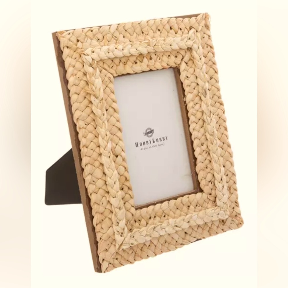 🔴SOLD🔴Cornhusk Wood Photo Frame Farmhouse Style
